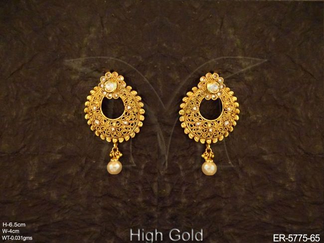 paan shape moti drop earrings detail